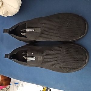 Sketchers..color black and size 10 NWOT